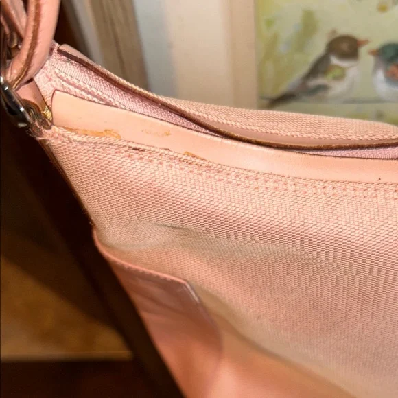 Gucci Pink Shoulder Bag - Picture 16 of 16